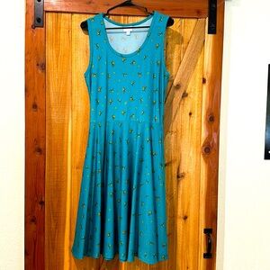 Large LulaRoe Nicki dress